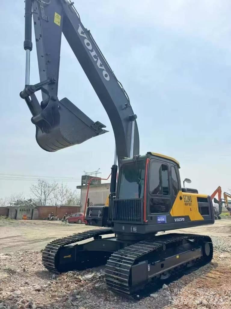 Volvo EC 240 Koparki gąsienicowe
