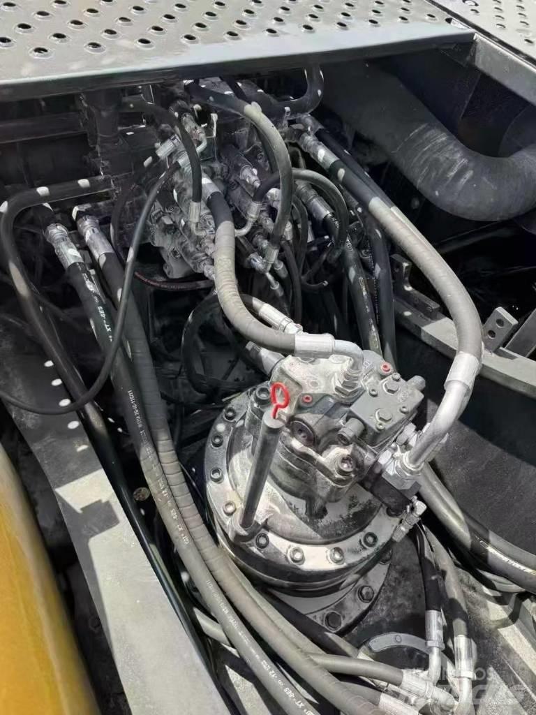 Volvo EC 240 Koparki gąsienicowe