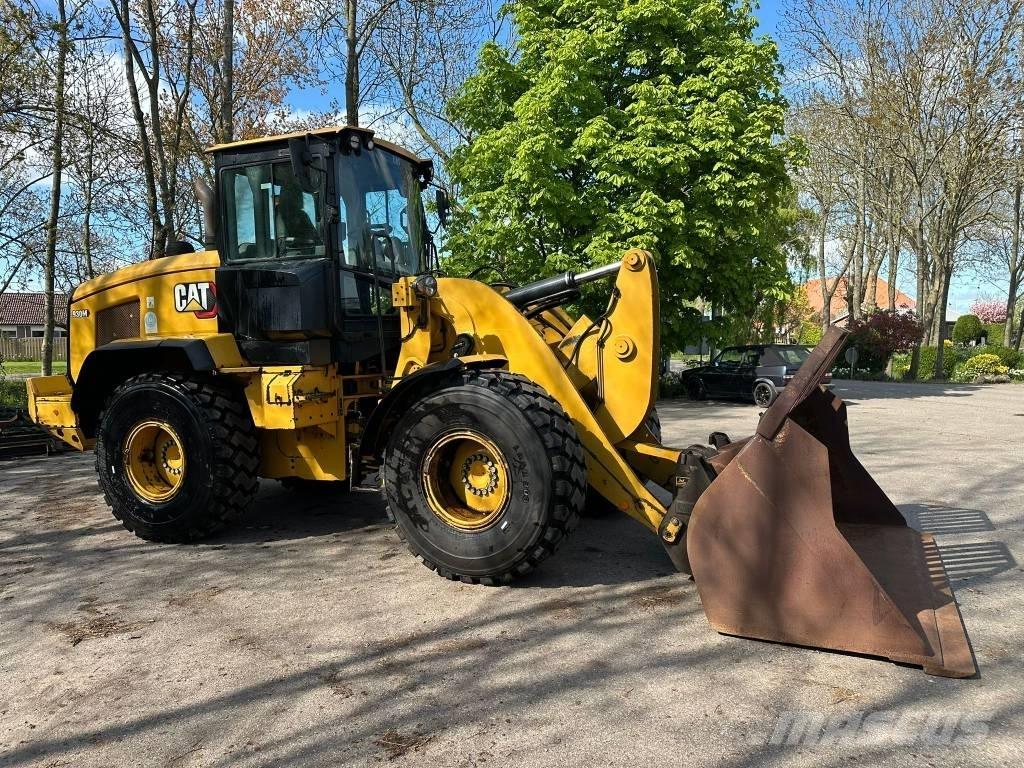 CAT 930 M Ładowarki kołowe