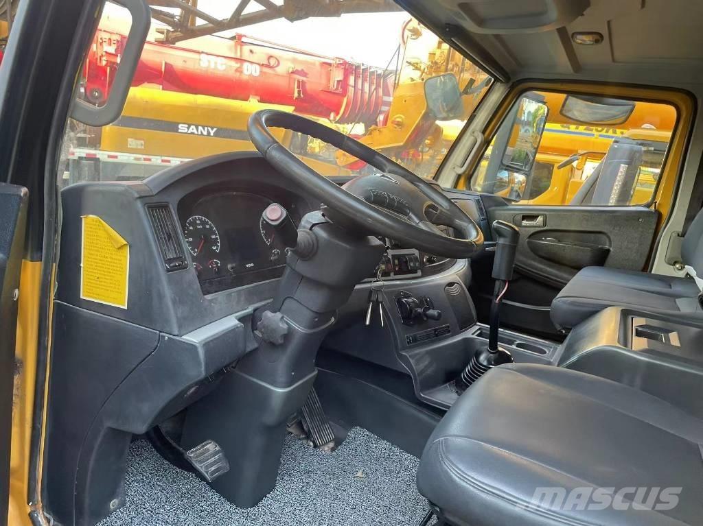 XCMG XCT80 Żurawie terenowe