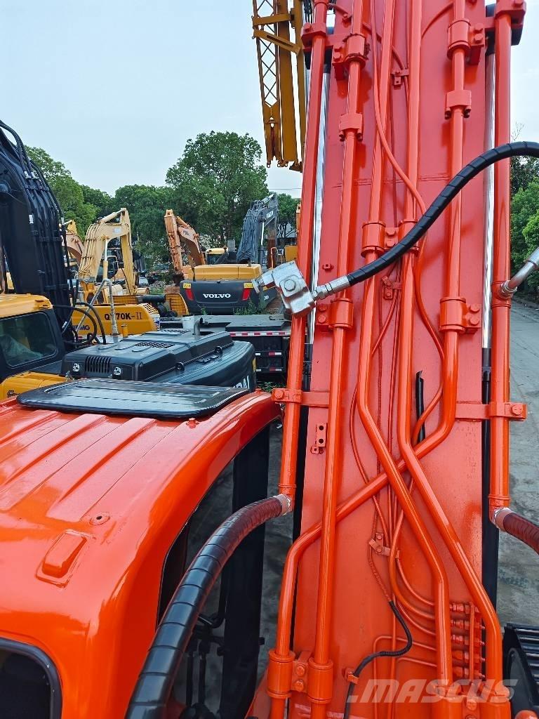 Doosan DX 300 LC Koparki gąsienicowe
