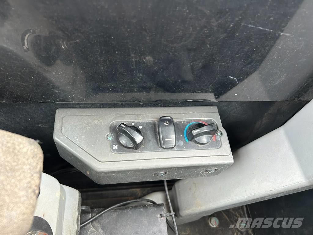 CAT 305.5 Koparki gąsienicowe