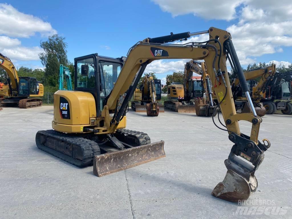 CAT 305 Minikoparki