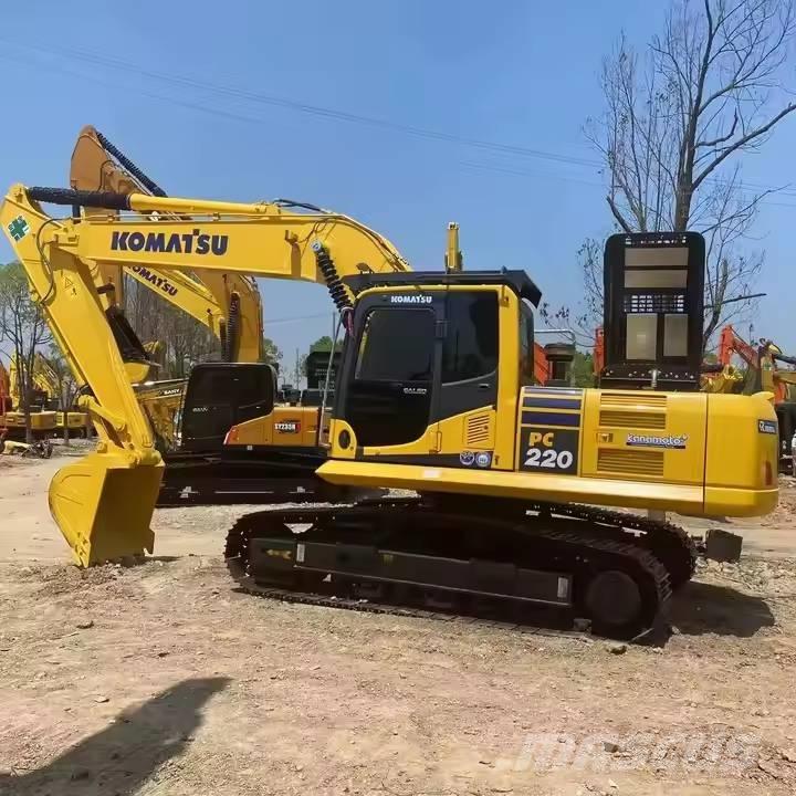 Komatsu PC220-8 Koparki gąsienicowe