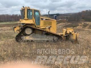 CAT D6N Spycharki gąsienicowe