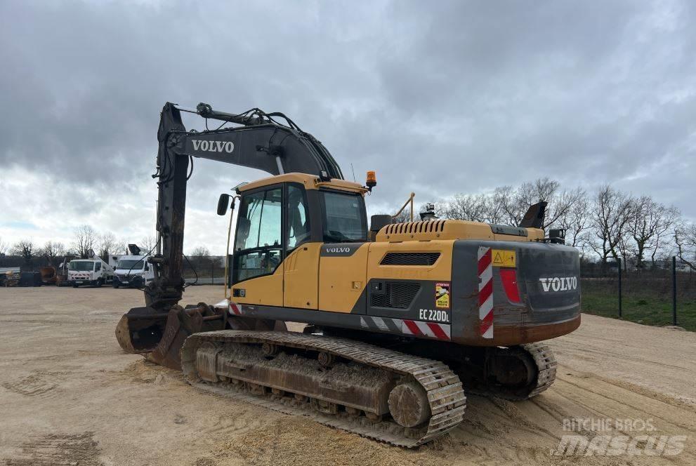 Volvo EC 220 DL Koparki gąsienicowe