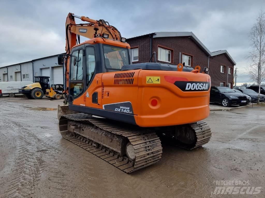 Doosan DX 140 LC Koparki gąsienicowe