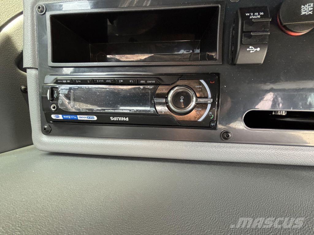 Yanmar B95W Koparki kołowe