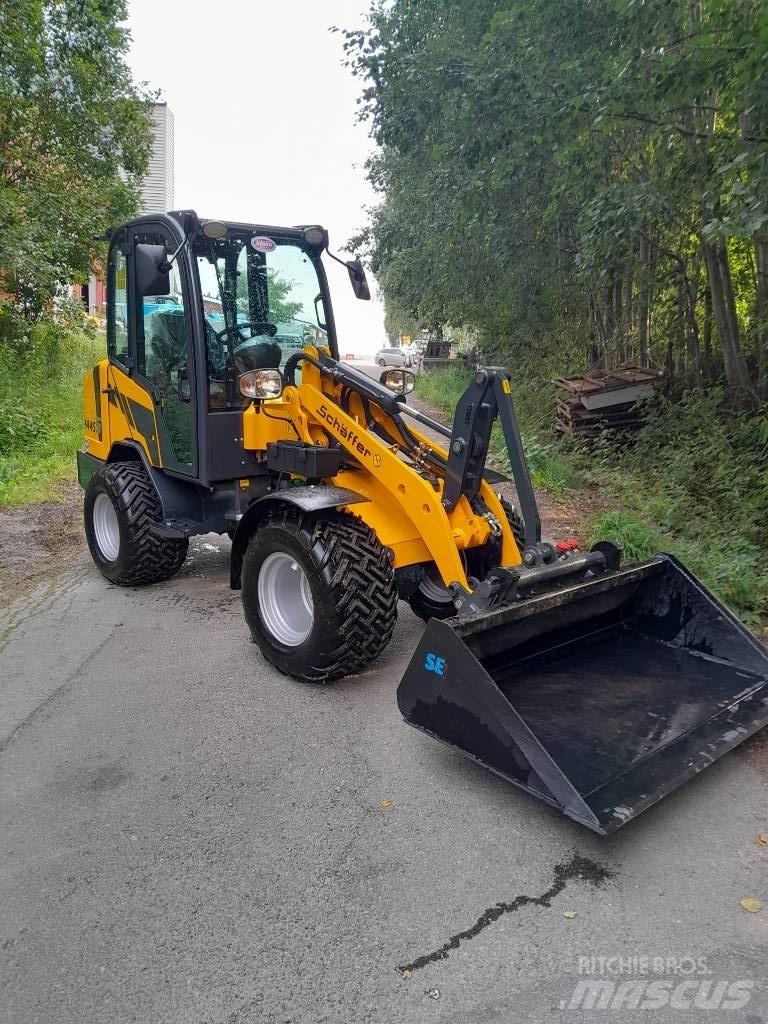 Schäffer 2445s Ładowarki burtowe