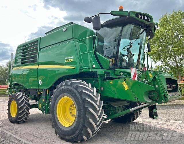 John Deere T 670 Kombajny zbożowe