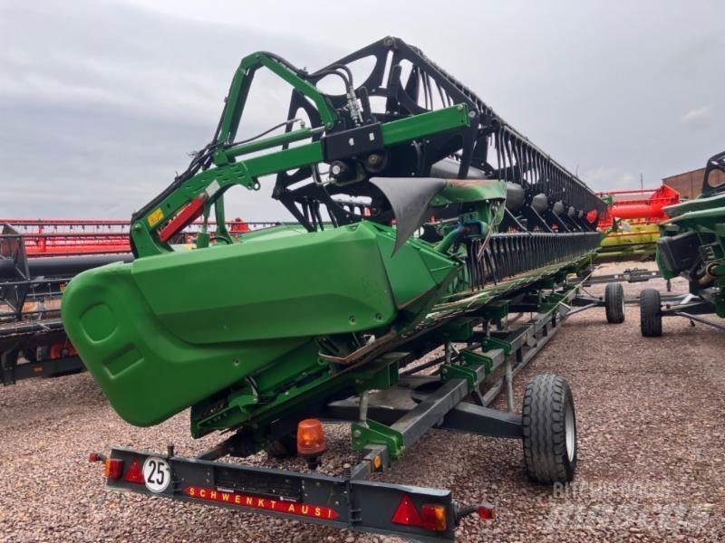 John Deere T 670 Kombajny zbożowe