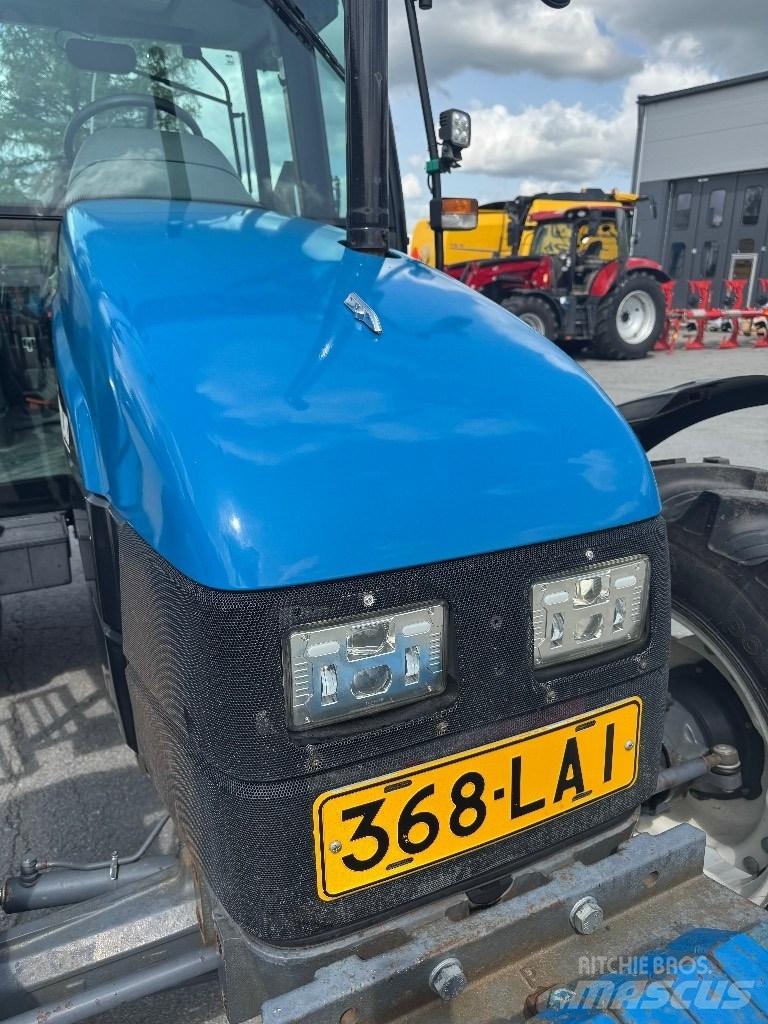 New Holland 5635 Ciągniki rolnicze