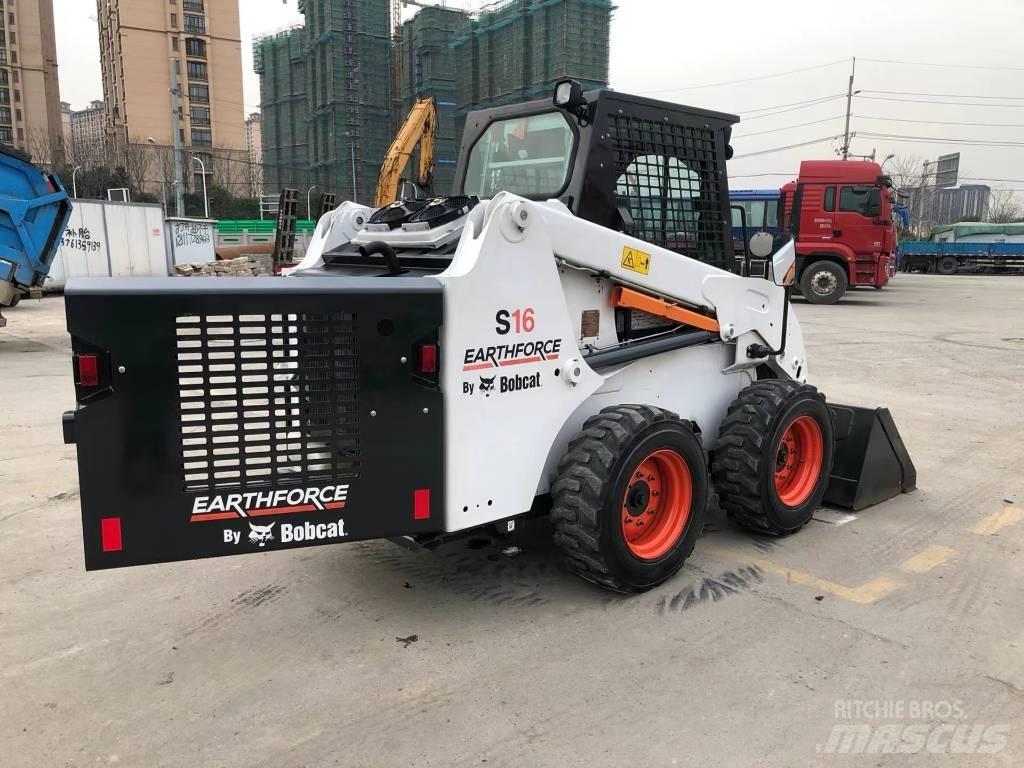 Bobcat S16 Ładowarki burtowe