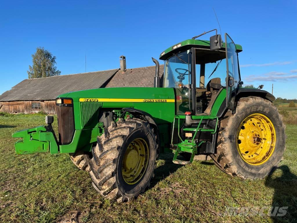 John Deere 8200 Ciągniki rolnicze