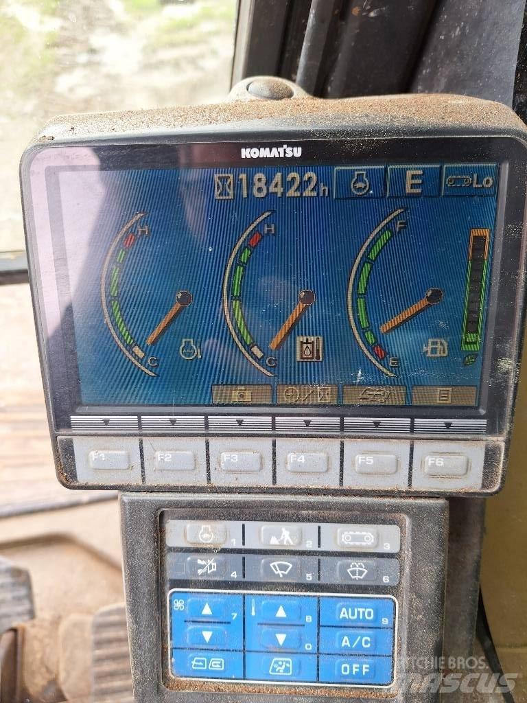 Komatsu PC 210 LC-8K Koparki gąsienicowe
