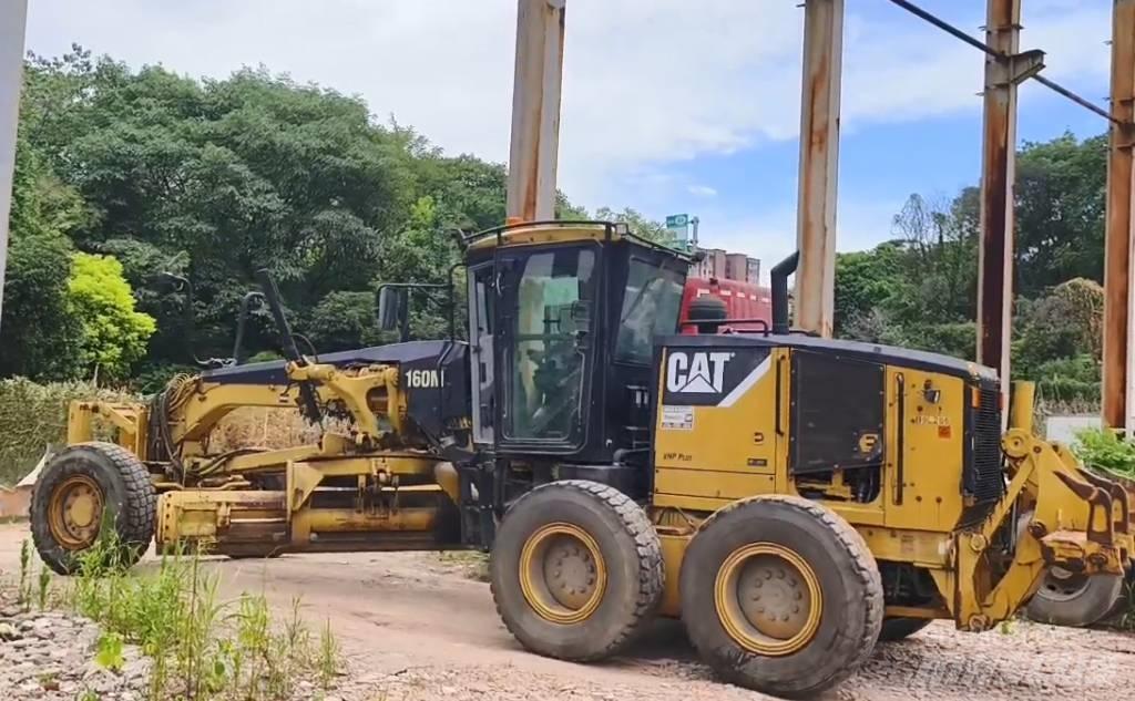 CAT 160 M Równiarki