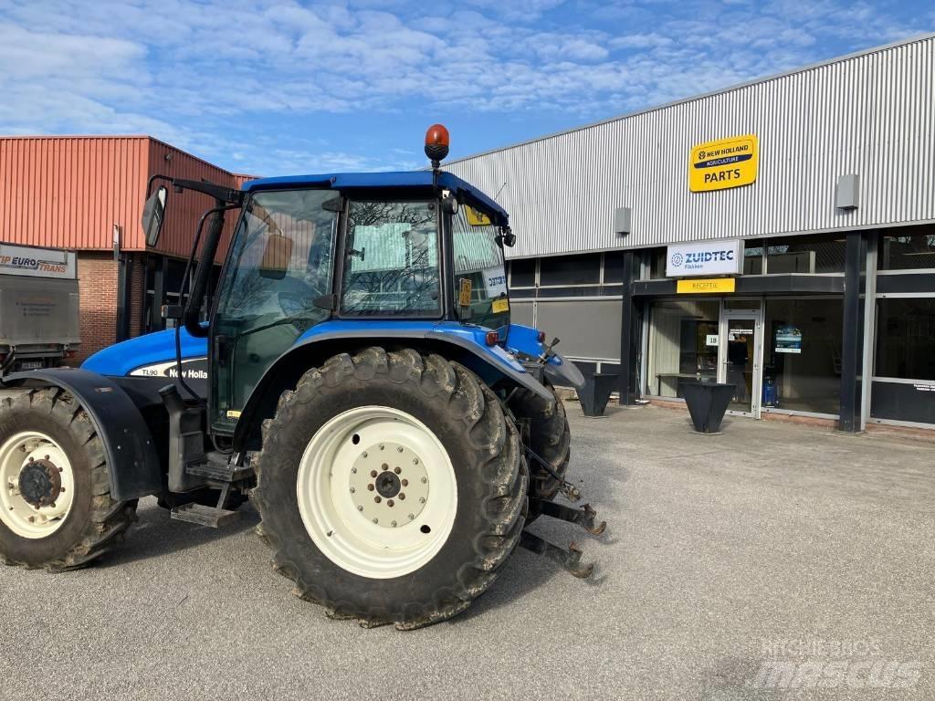 New Holland TL 90 Ciągniki rolnicze