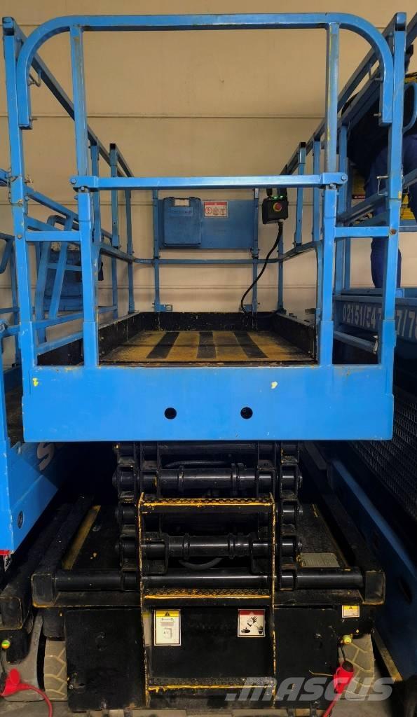 Haulotte Compact 12 Podnośniki nożycowe