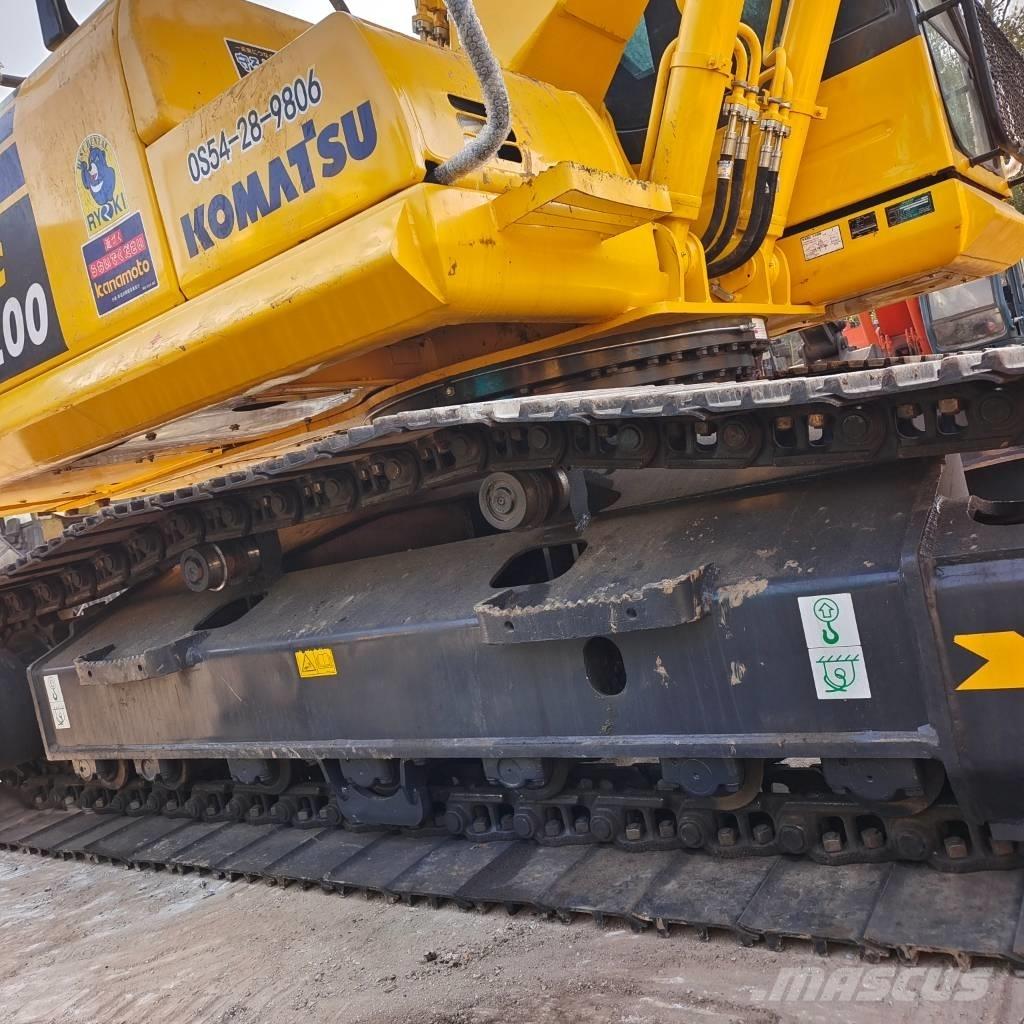 Komatsu PC 220 Koparki gąsienicowe