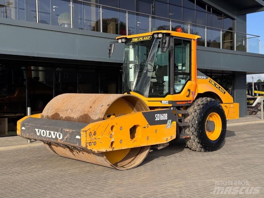 Volvo SD160B Walce ogumione