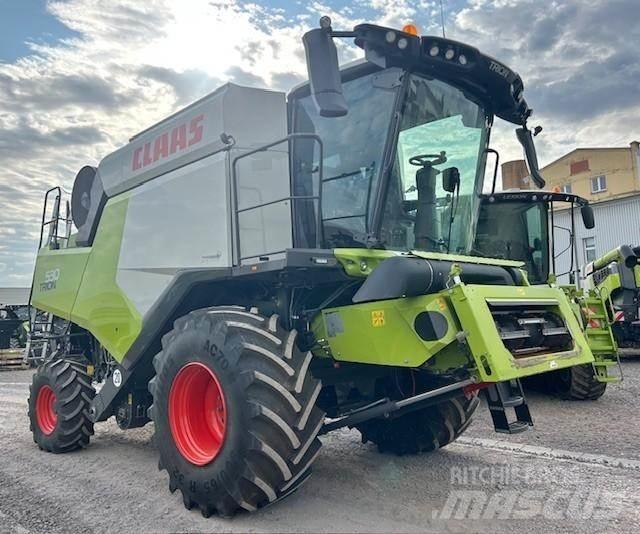 CLAAS TRION 530 Kombajny zbożowe
