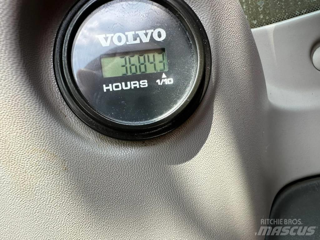 Volvo BM ECR235EL Koparki gąsienicowe