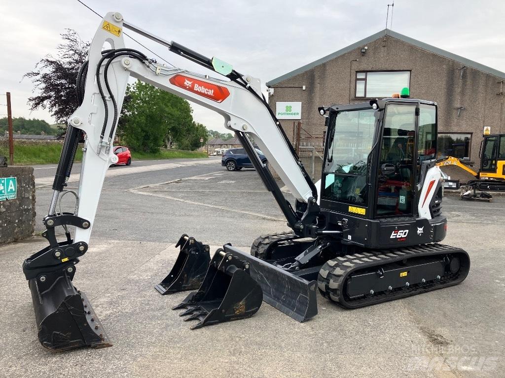Bobcat E60 Minikoparki