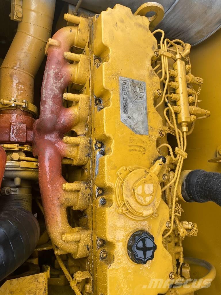 CAT 320 D Koparki gąsienicowe