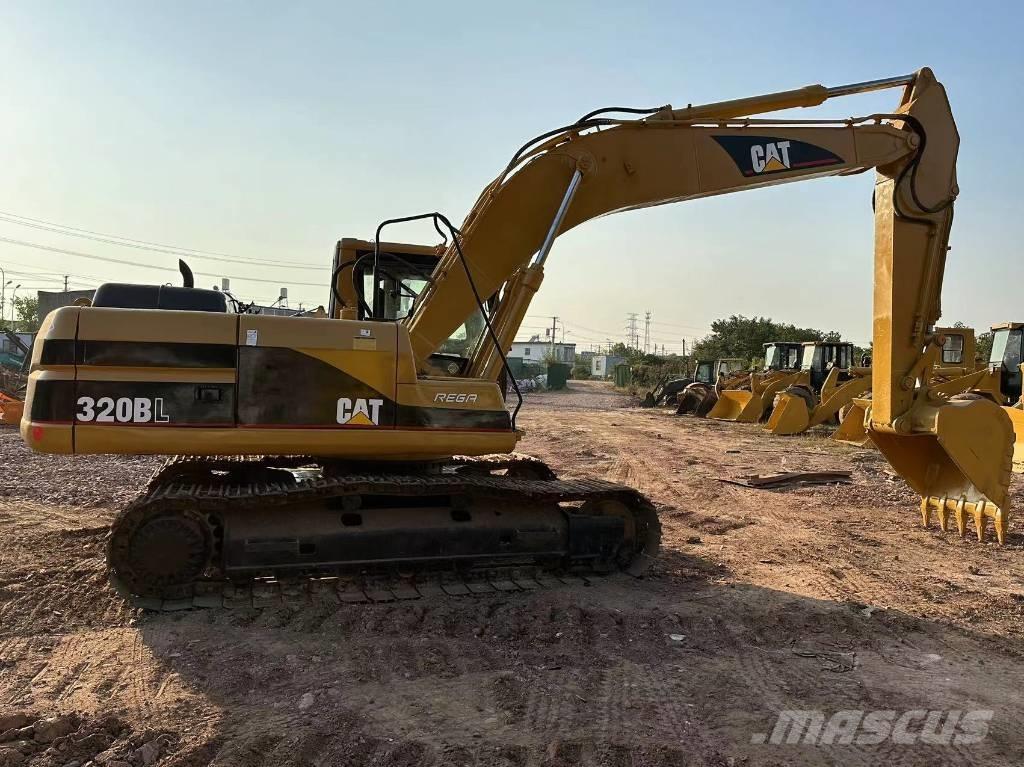 CAT 320 B Koparki gąsienicowe
