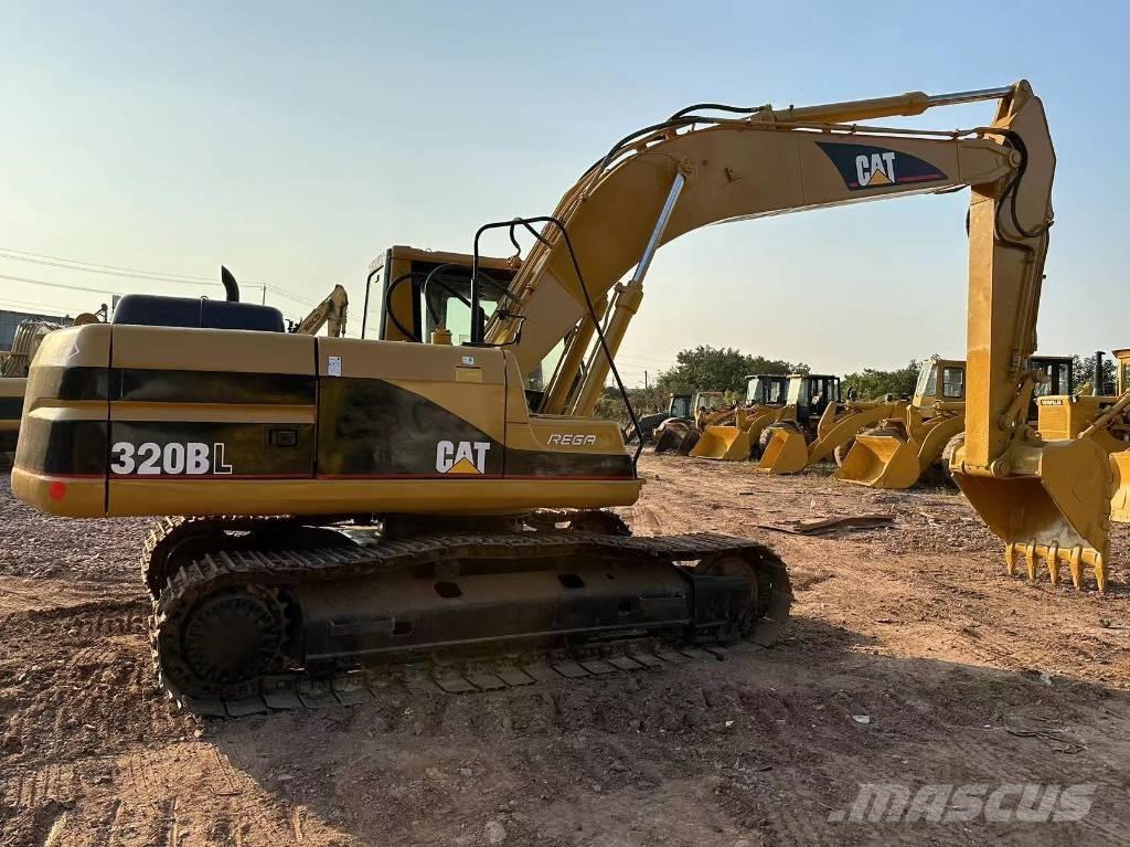 CAT 320 B Koparki gąsienicowe