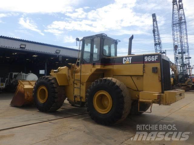 CAT 966 F Ładowarki kołowe