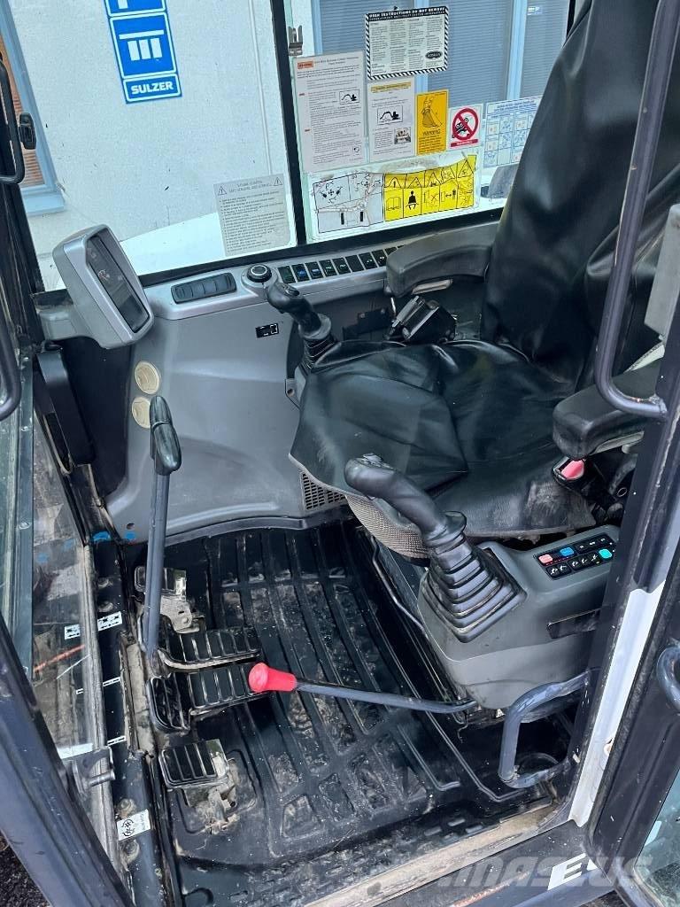 Bobcat E 60 Minikoparki