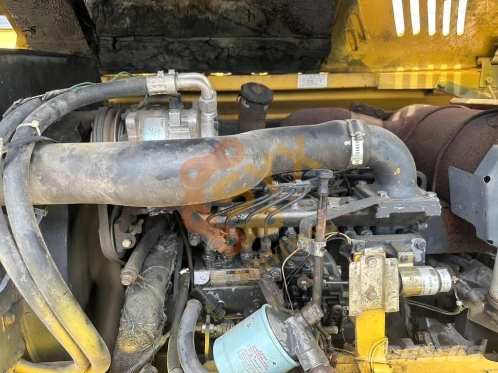 Komatsu PC 60 Koparki gąsienicowe