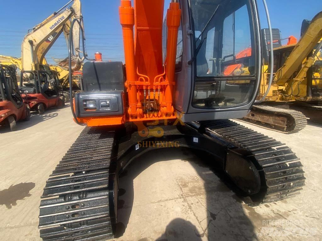 Hitachi EX 120 Koparki gąsienicowe