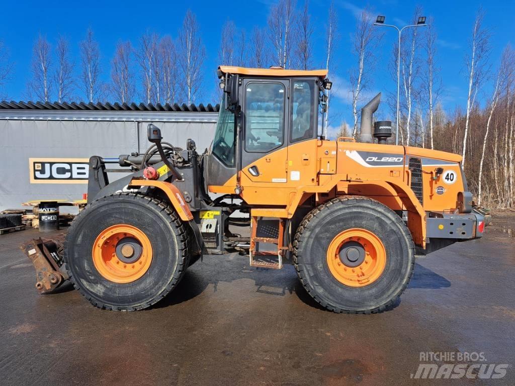 Doosan DL 220 Ładowarki kołowe