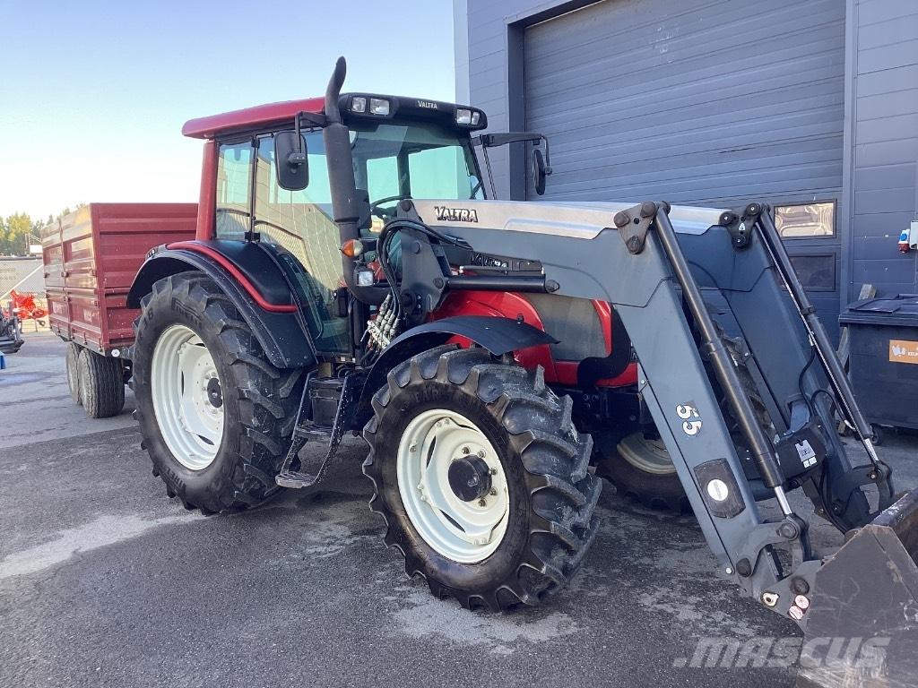 Valtra N141 Ciągniki rolnicze
