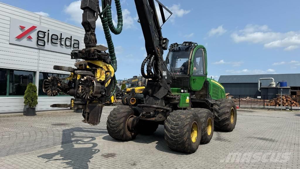 John Deere 1070 E Harwestery