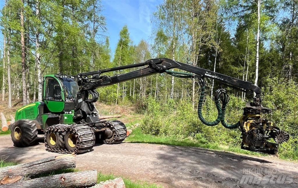 John Deere 1070 E Harwestery