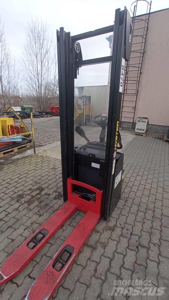 Hyster S1.4S Wózki widłowe unoszące z dyszlem