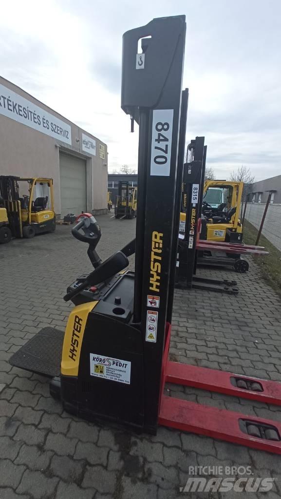 Hyster S1.4S Wózki widłowe unoszące z dyszlem