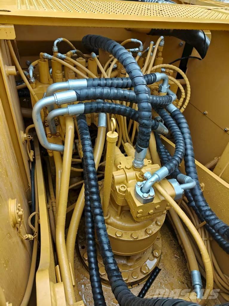 CAT 320C Koparki gąsienicowe