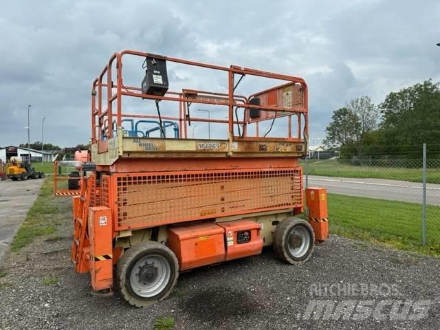JLG M4069 Podnośniki nożycowe