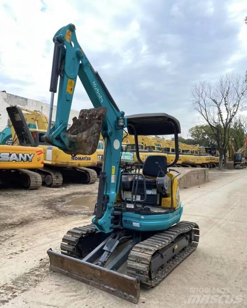 Kubota 25 Minikoparki