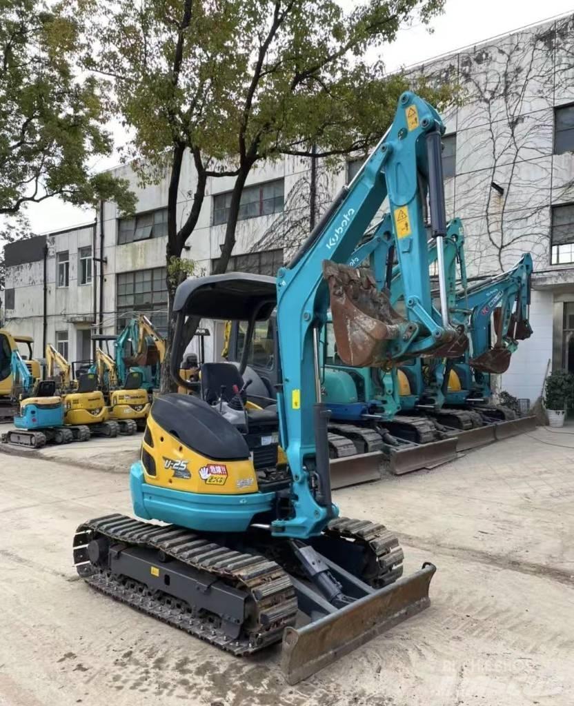 Kubota 25 Minikoparki