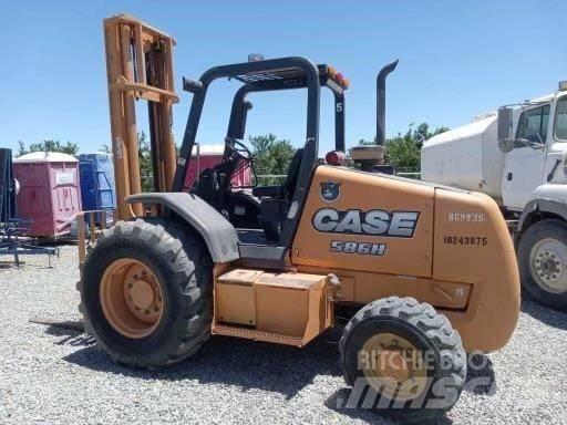 CASE 586H Wózki widłowe terenowe