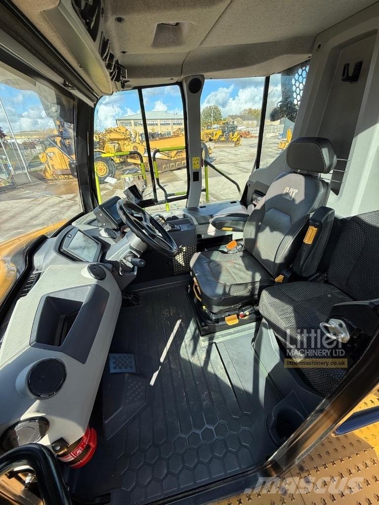 CAT 730 Wozidła przegubowe