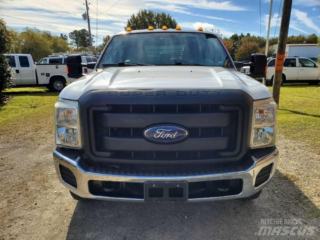 Ford F 350 XL SD Ciężarówki typu Platforma / Skrzynia
