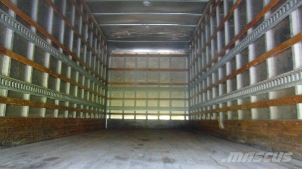 Freightliner M2 Samochody ciężarowe ze skrzynią zamkniętą