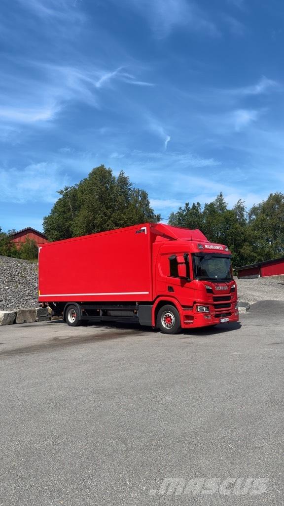 Scania P 280 Samochody ciężarowe ze skrzynią zamkniętą