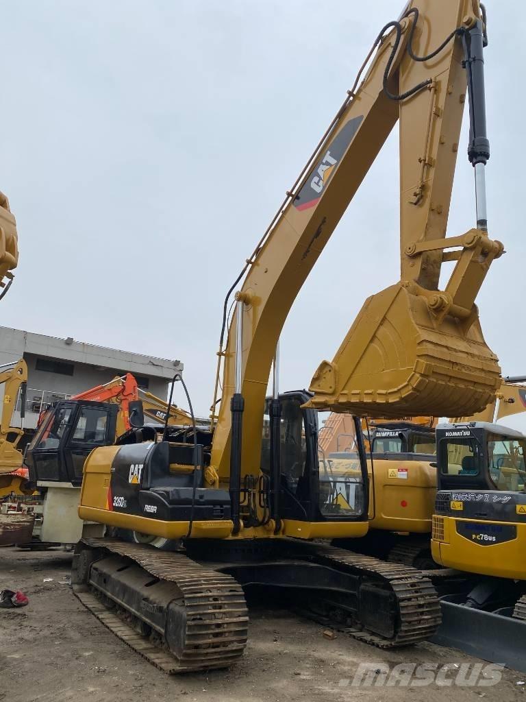 CAT 326 D Koparki gąsienicowe